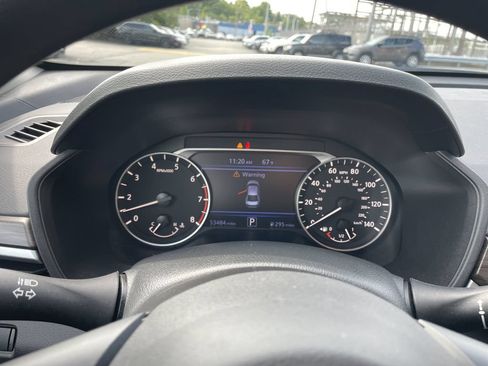 Used 2024 Nissan Altima 2.5 SV FWD image 17