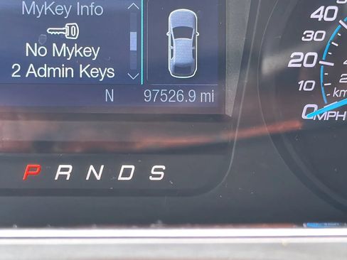 Used 2018 Ford Taurus SEL AWD/4WD image 16