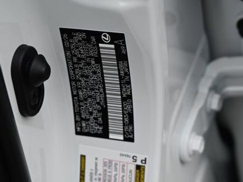 New 2026 Lexus UX 300h FWD image 23