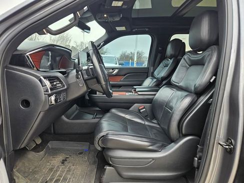 Used 2021 Lincoln Navigator Reserve w/ Luxury Package image 8