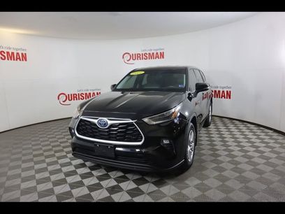 Used 2021 Toyota Highlander LE