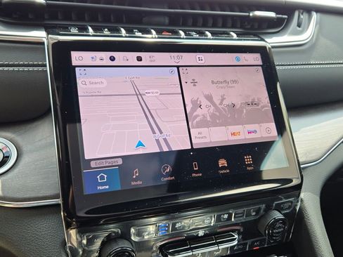 New 2025 Jeep Grand Cherokee L Overland image 31