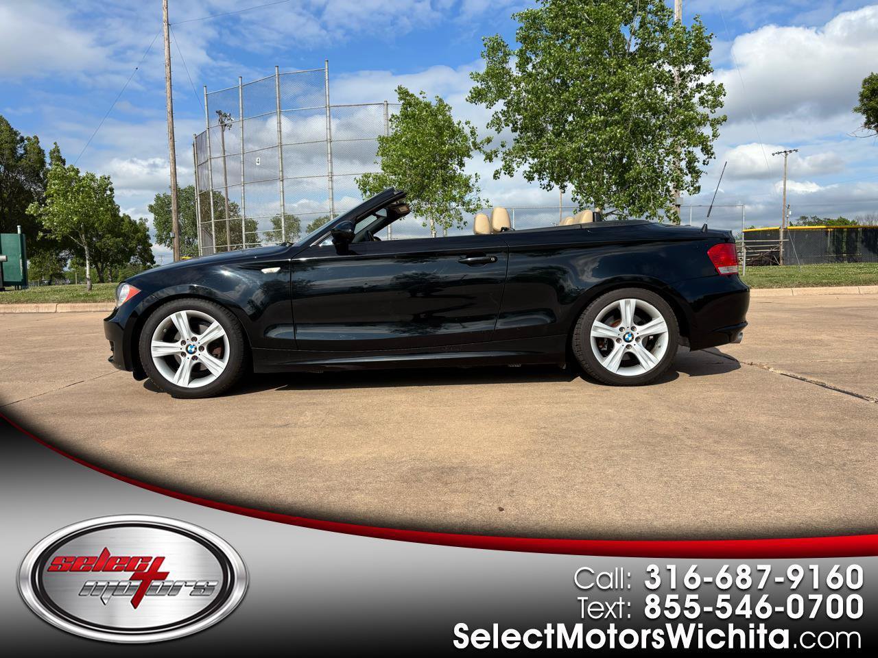 Used 2009 BMW 128i Convertible RWD image 1