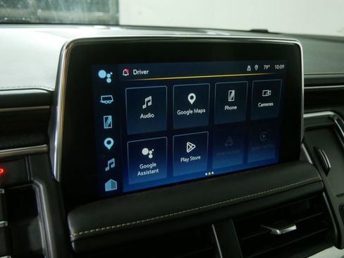Used 2024 Chevrolet Tahoe Premier AWD/4WD image 34