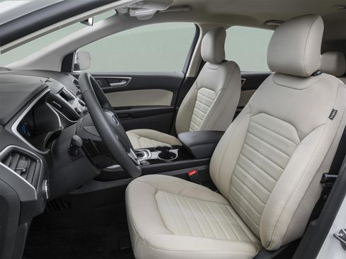 Used 2015 Ford Edge SEL w/ Equipment Group 201A FWD image 17