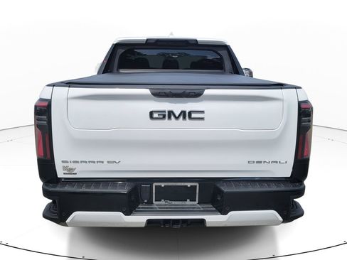 New 2025 GMC Sierra EV Denali AWD/4WD image 5