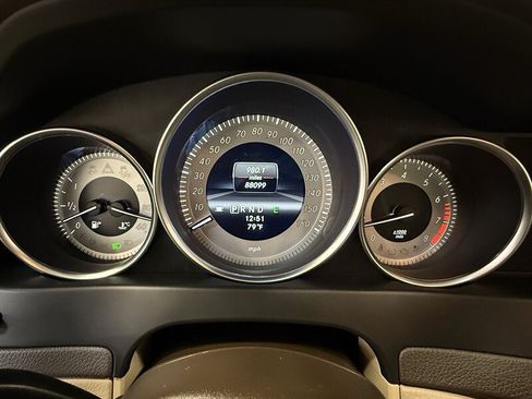 Used 2013 Mercedes-Benz C 250 Sedan image 21