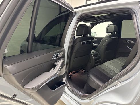 Used 2025 BMW X5 xDrive40i w/ M Sport Package image 35