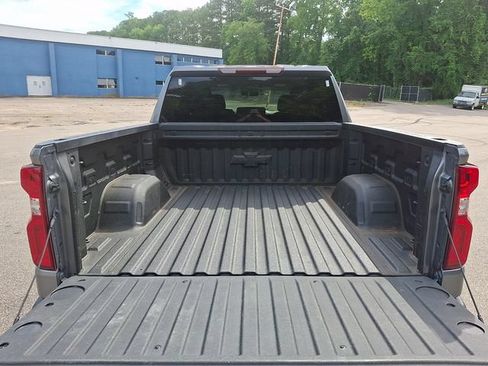 Used 2020 Chevrolet Silverado 1500 Custom Trail Boss w/ Custom Convenience Package AWD/4WD image 32