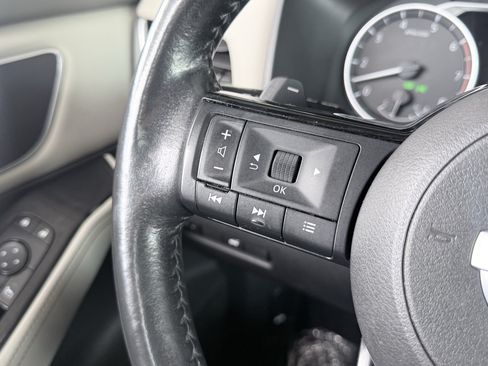 Used 2021 Nissan Rogue SV w/ Premium Package FWD image 49