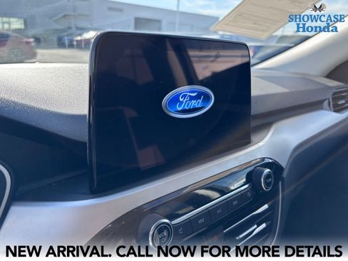 Used 2022 Ford Escape SE AWD/4WD image 11