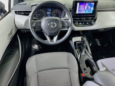 Used 2024 Toyota Corolla SE w/ SE Premium Package FWD image 22