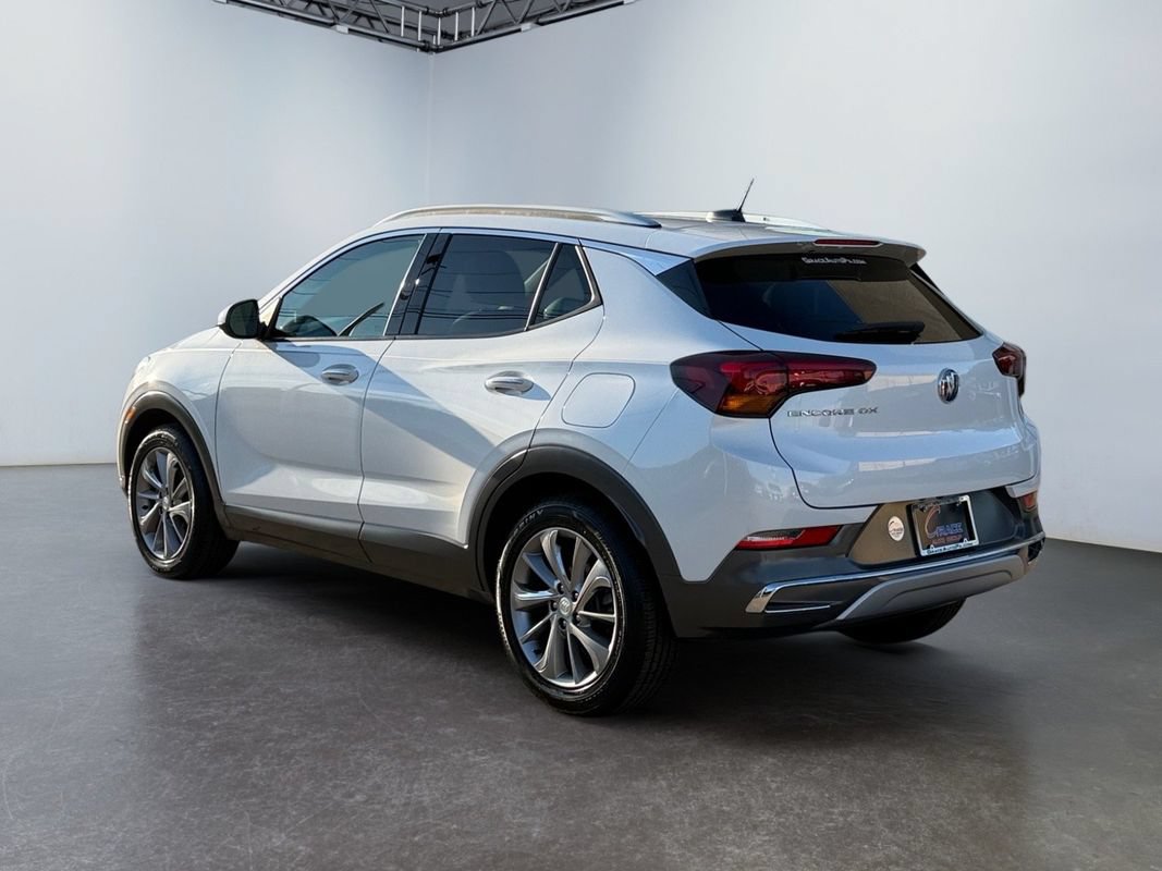 Used 2023 Buick Encore GX Essence w/ Experience Buick Package FWD image 7