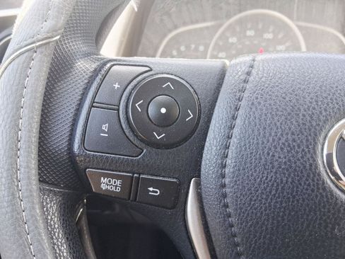Used 2015 Toyota RAV4 LE FWD image 24