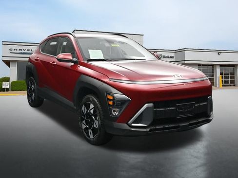 Used 2025 Hyundai Kona SEL AWD/4WD image 7