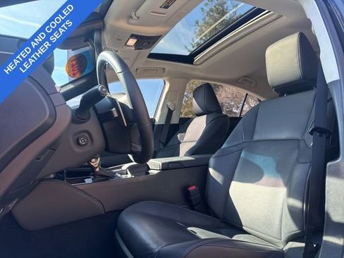 Used 2021 Lexus ES 250 w/ Premium Package image 11