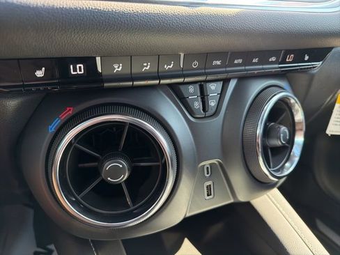 New 2025 Chevrolet Blazer LT w/ Midnight/Sport Edition image 18