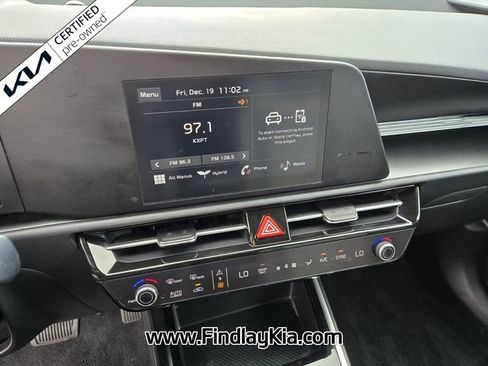 Certified 2024 Kia Niro LX image 23