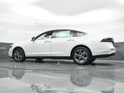 New 2025 Honda Accord EX-L image 44