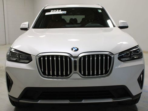 Used 2024 BMW X3 xDrive30i w/ Premium Package AWD/4WD image 16