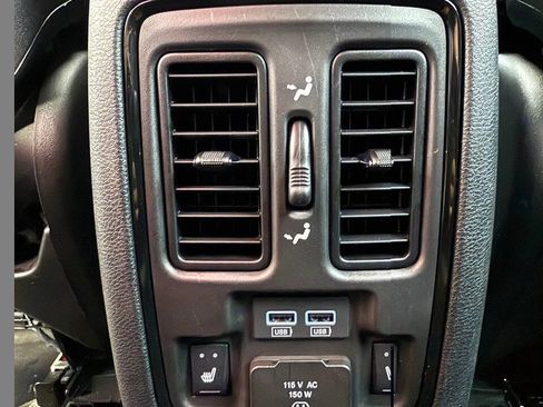 Used 2024 Dodge Durango GT AWD/4WD image 20