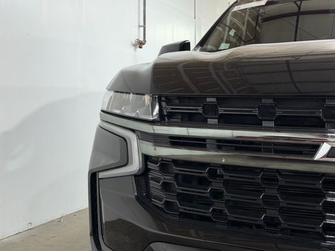 Used 2021 Chevrolet Tahoe Z71 w/ Z71 Signature Package AWD/4WD image 10