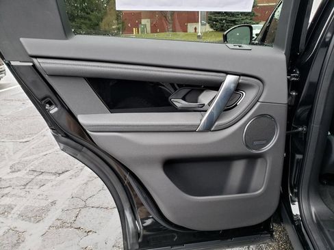 New 2025 Land Rover Discovery Sport S image 12