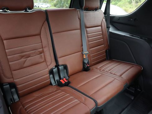 Certified 2023 GMC Yukon Denali Ultimate w/ LPO, Floor Liner Package image 32