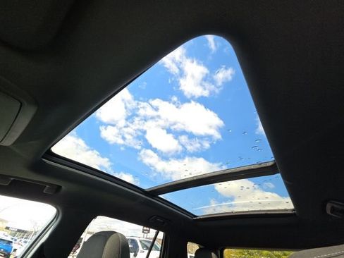 New 2026 Chevrolet Equinox LT image 23