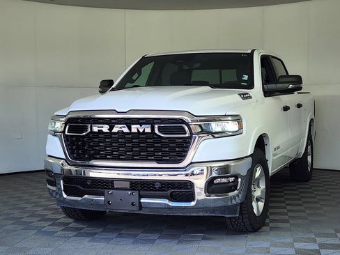Used 2025 RAM 1500 Big Horn AWD/4WD image 3