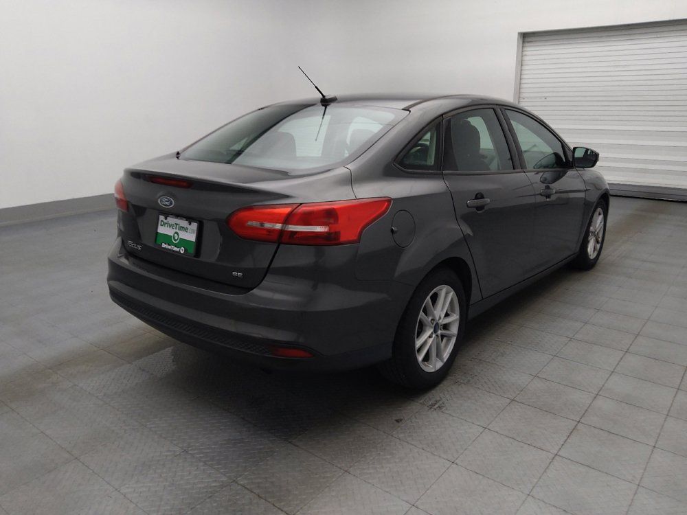 Used 2017 Ford Focus SE FWD image 9