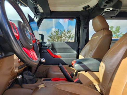 Used 2013 Jeep Wrangler Sahara w/ Connectivity Group image 16