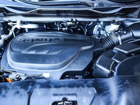 Certified 2024 Honda Odyssey EX image 33