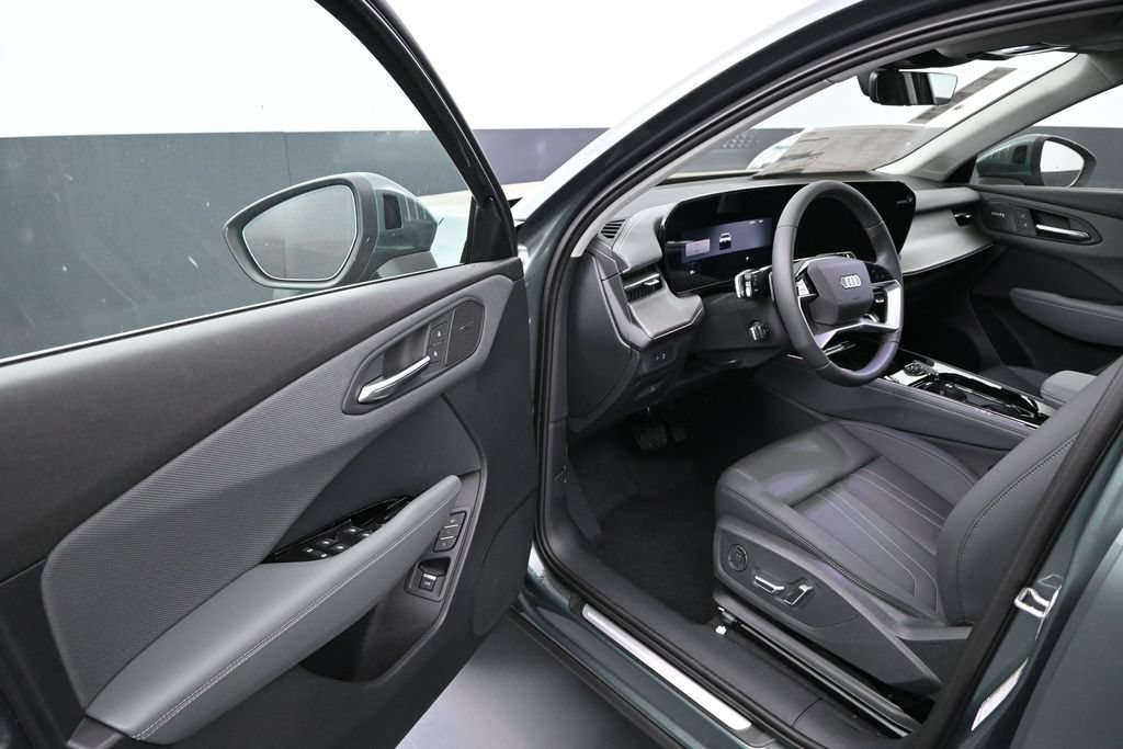 New 2026 Audi Q3 quattro 2.0T AWD/4WD image 5