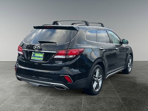 Used 2018 Hyundai Santa Fe Limited image 7