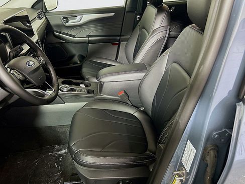 New 2025 Ford Escape PHEV FWD w/ PHEV Premium Package image 11