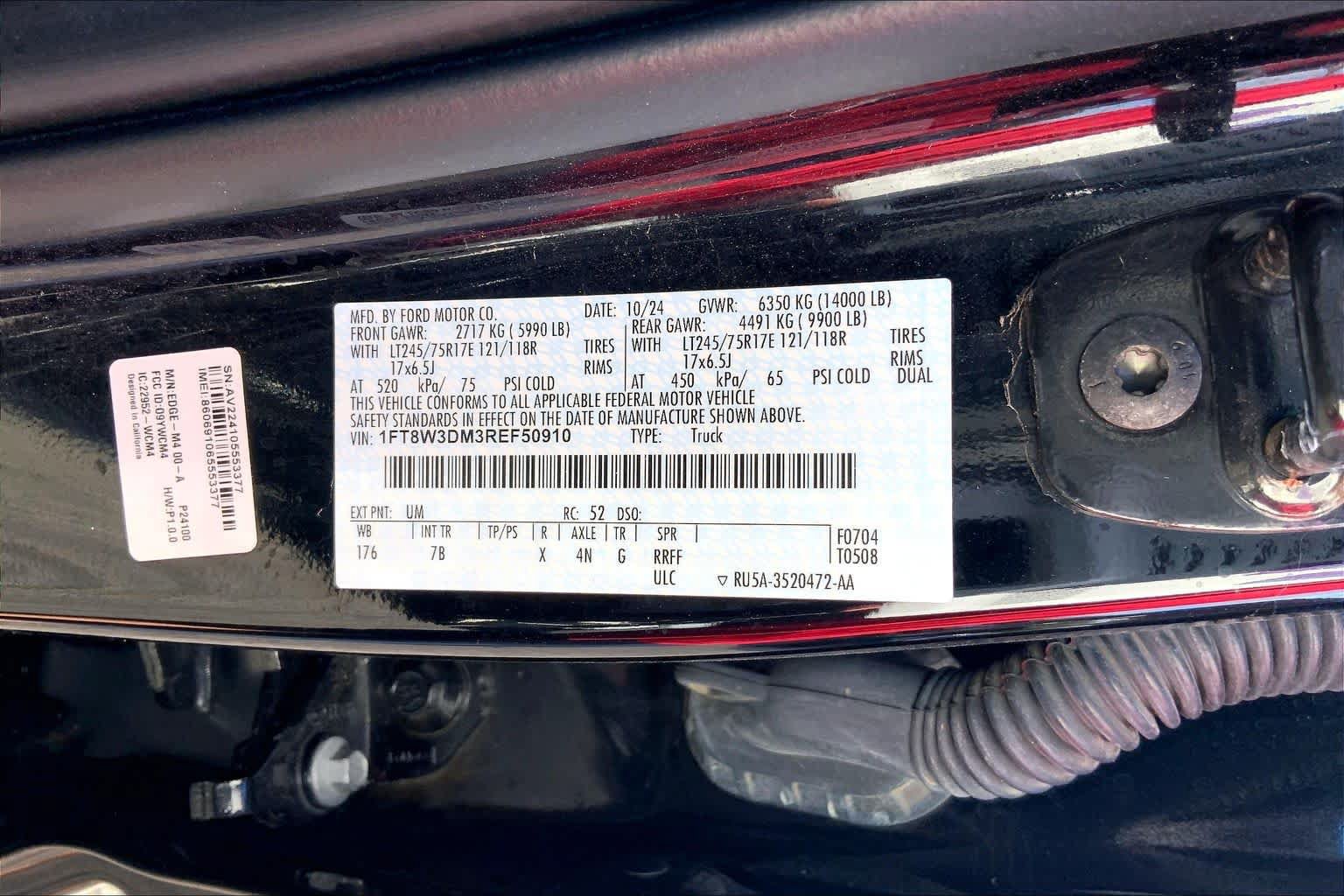 Used 2024 Ford F350 Platinum AWD/4WD image 35