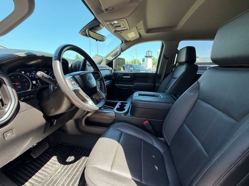 Used 2022 Chevrolet Silverado 2500 LTZ w/ LTZ Plus Package AWD/4WD image 4