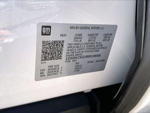 Used 2024 Chevrolet Suburban LT image 14