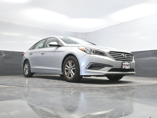 Used 2015 Hyundai Sonata SE FWD image 28