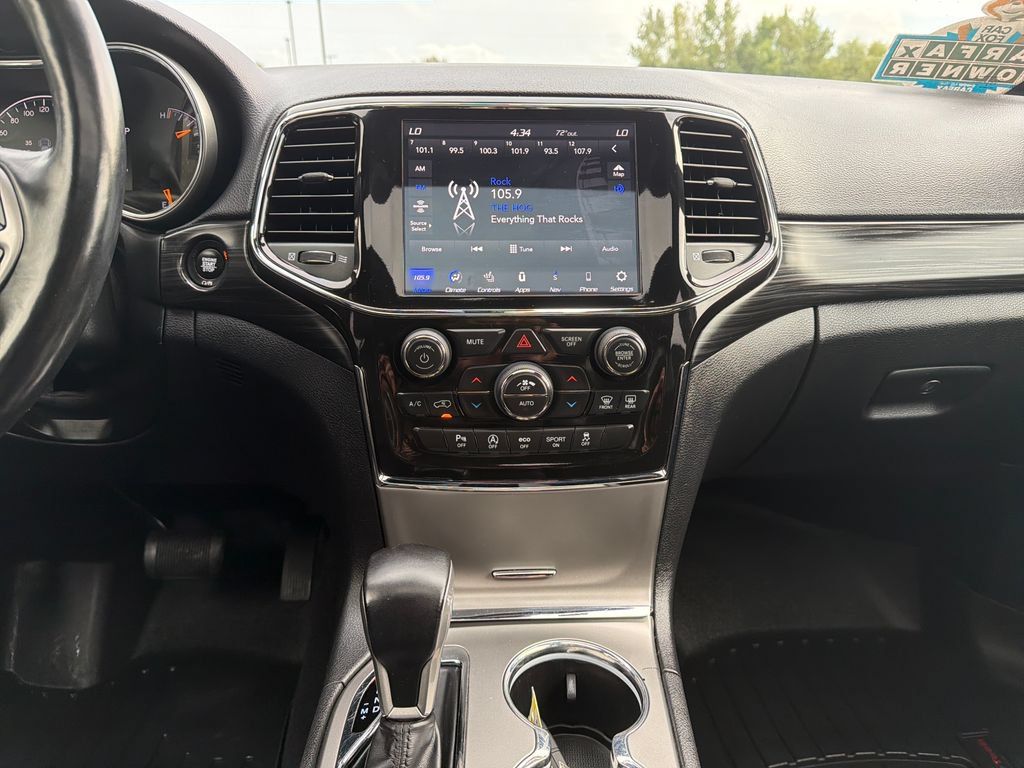 Used 2021 Jeep Grand Cherokee Laredo X AWD/4WD image 19