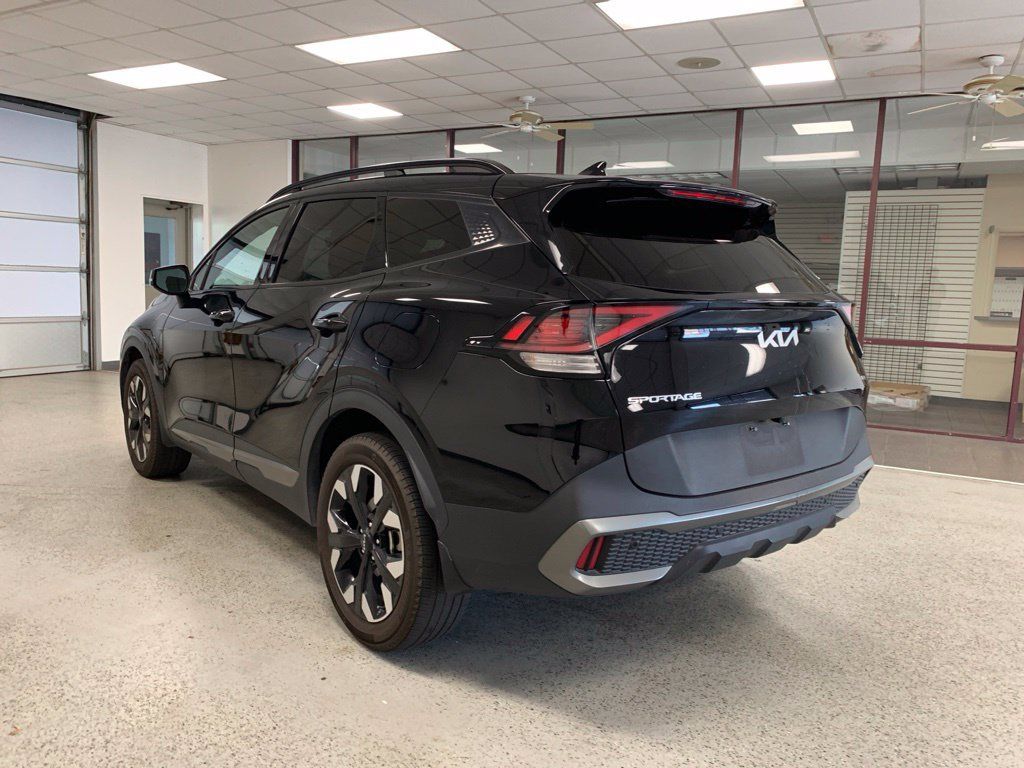 Used 2023 Kia Sportage X-Line w/ X-Line Premium Package AWD/4WD image 3