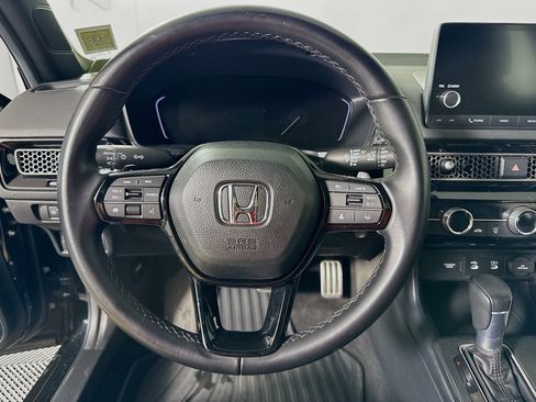 Used 2025 Honda Civic Sport image 12