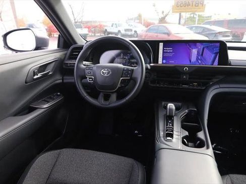 Certified 2023 Toyota Crown image 21