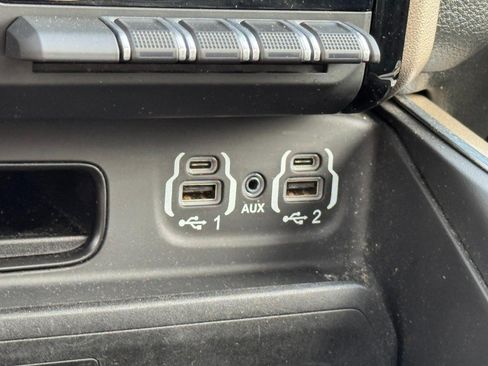 Used 2021 RAM 1500 Laramie w/ Laramie Southwest Edition AWD/4WD image 23