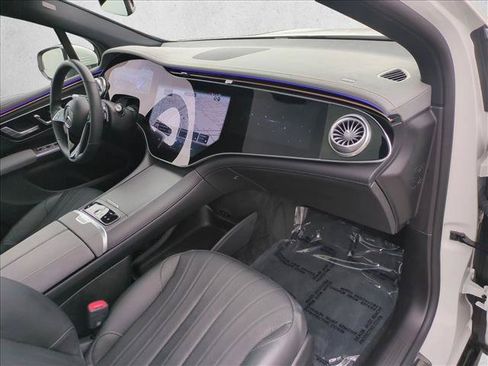 Certified 2023 Mercedes-Benz EQS 580 4MATIC SUV image 24