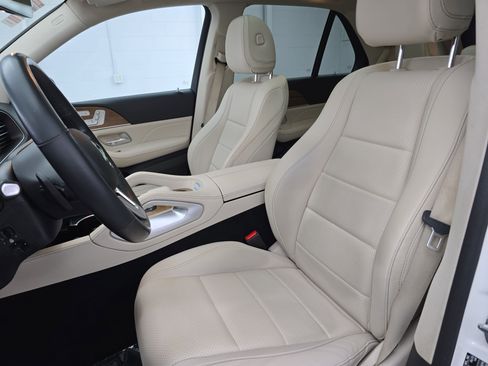 Certified 2022 Mercedes-Benz GLE 350 4MATIC w/ Premium Package image 15