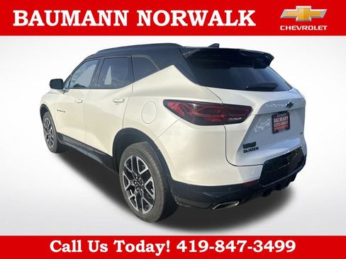 Used 2023 Chevrolet Blazer RS w/ Driver Confidence II Package FWD image 6