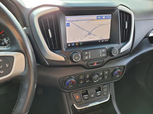 Used 2019 GMC Terrain SLT w/ Preferred Package image 24