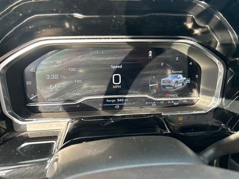 Used 2024 GMC Sierra 1500 SLT image 18